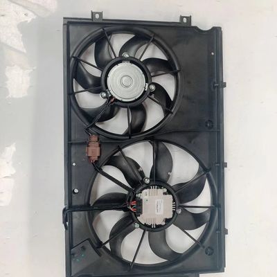 Ventilatore di radiatore di plastica nera per motore JAC S5 1.5T Motore M4 1.9 Motore OEM 1308100U1550