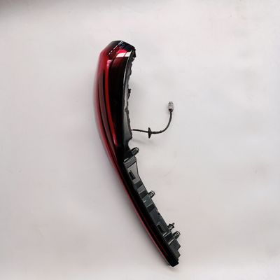 N.O.O. 4133300U00A7 Assemblaggio di luci combinate posteriori di plastica per il portellone posteriore sinistro per JAC A5