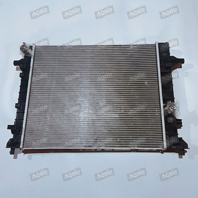 Il serbatoio d'acqua MG3 grigio di JAC Parts è perfetto per le vostre esigenze di raffreddamento