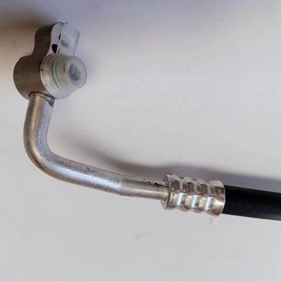 Fabbricazione di apparecchiature per autoveicoli Parti originali per autoveicoli JAC S4 Assemblaggio di tubi di scarico OE 8108020U3400