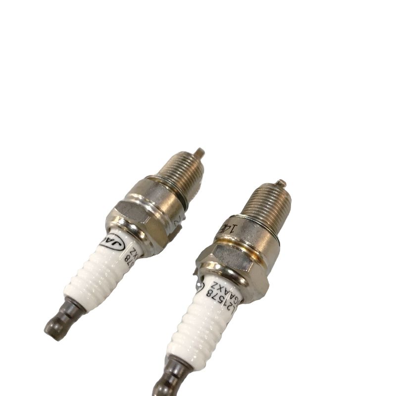 Auto Modello T6 4pcs Pack di candele per JAC J3 S3 1026106GAAXZ Sistema di scarico automobilistico