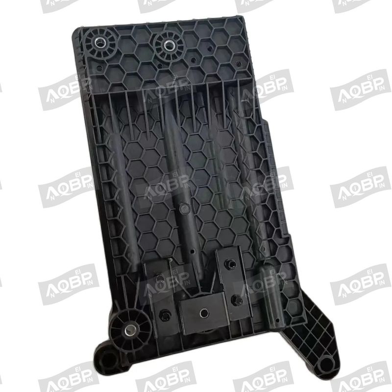 Sostituzione/riparazione di parti di auto OE 3703020U2400 Per assemblaggio di supporti per batterie JAC SEHOL QX JS6